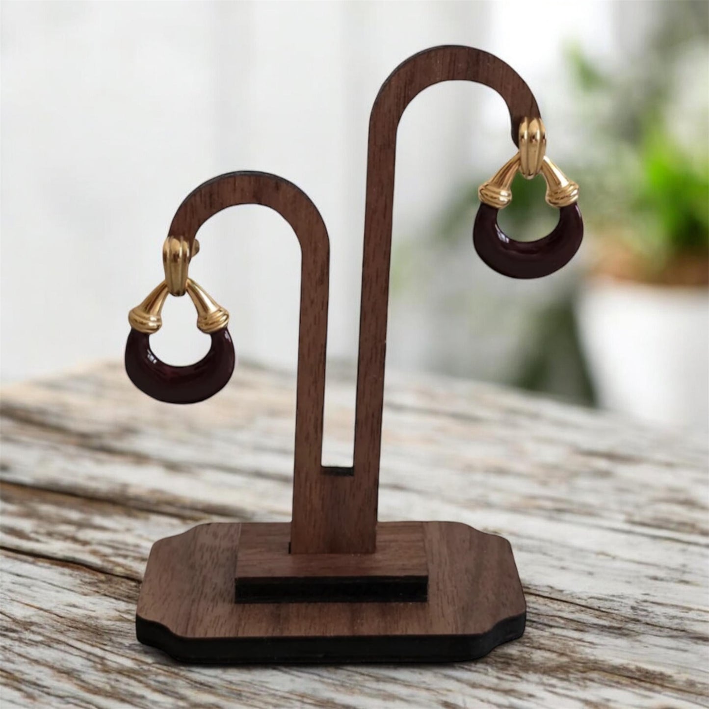 Brown gold earrings